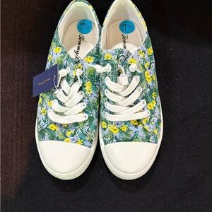 Tommy Bahama Floral Canvas Sneakers NWT